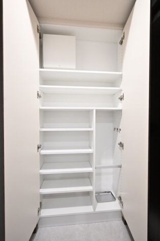 GRANSITE NAKAMEGUROの物件内観写真