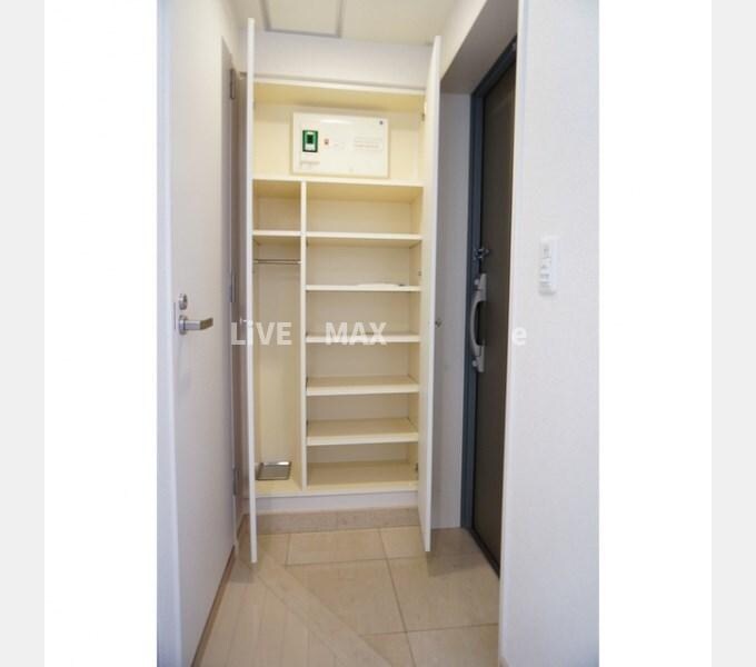 ジェイフラッツ初台の物件内観写真