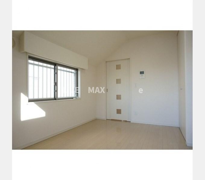 ジェイフラッツ初台の物件内観写真