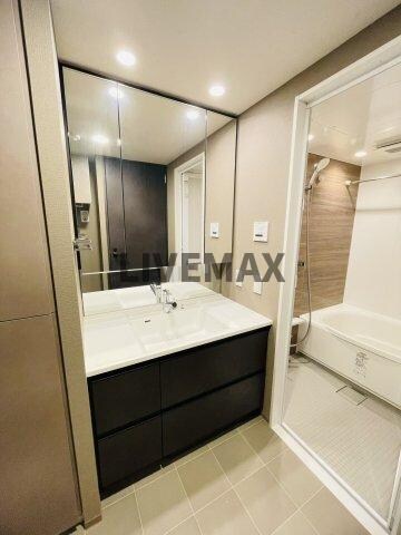 ブランシエスタ目黒中央町の物件内観写真