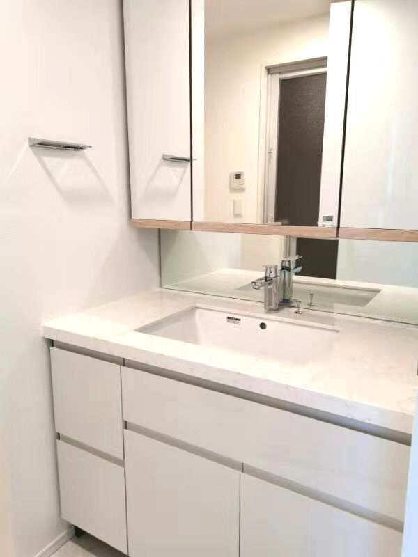 ローレルタワールネ浜松町の物件内観写真