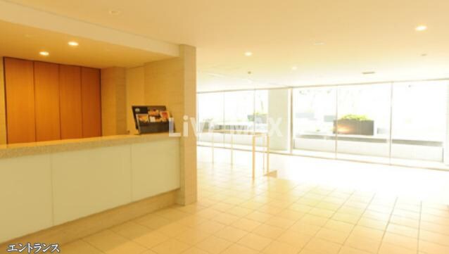 アジリア南麻布J'sの物件外観写真