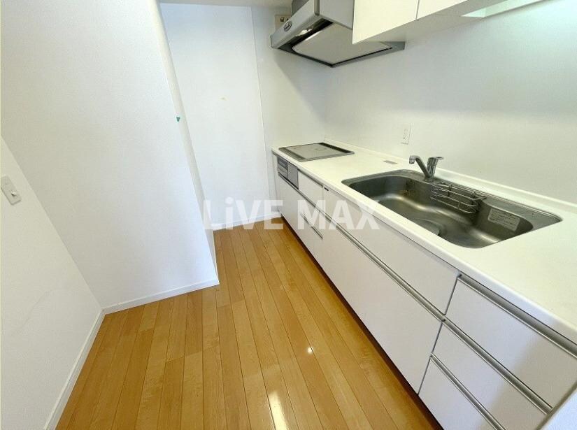 アジリア南麻布J'sの物件内観写真