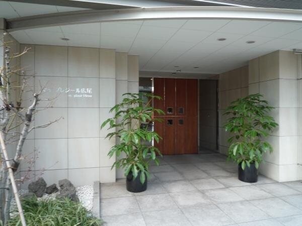 広尾駅 徒歩1分 11階の物件外観写真