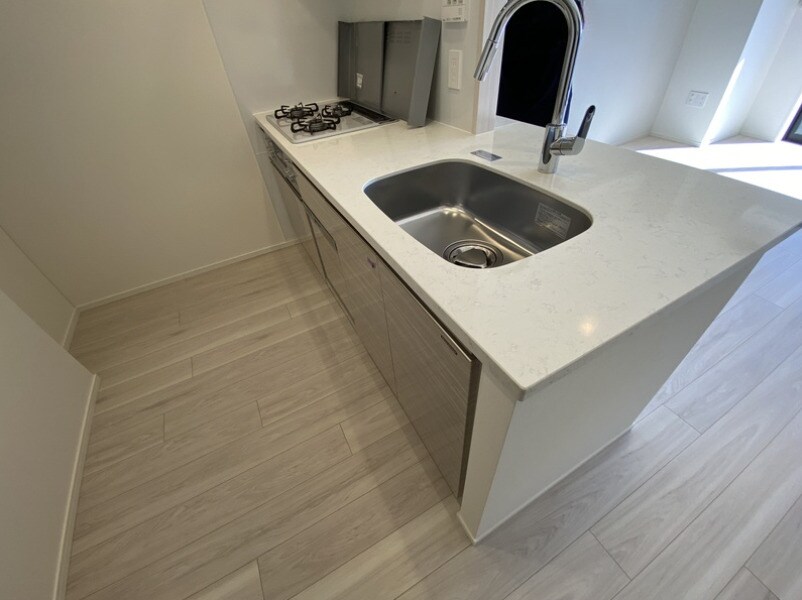 ONE ROOF RESIDENCE TAMACHIの物件内観写真