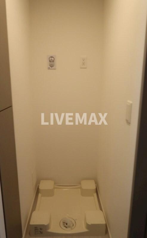 ローレルタワールネ浜松町の物件内観写真