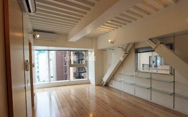 エルスタンザ代官山の物件内観写真