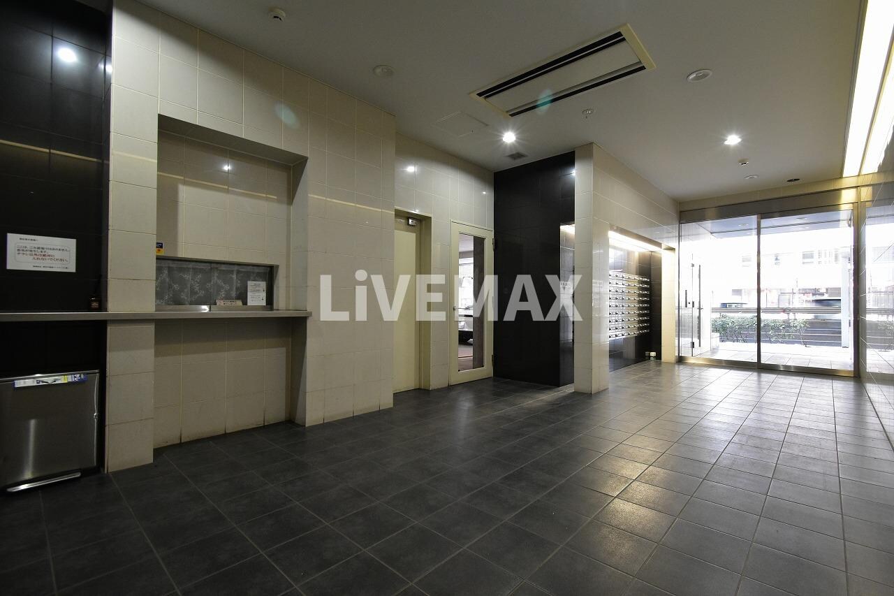 プライムアーバン初台の物件外観写真