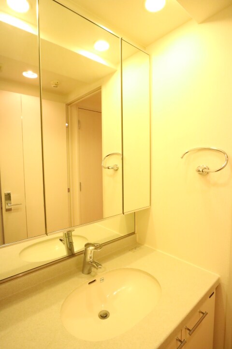 プライムアーバン赤坂の物件内観写真