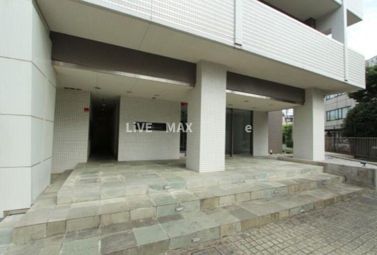 レジディア祐天寺の物件外観写真