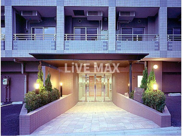 サージュ赤坂の物件外観写真