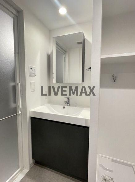 コンフォリア上目黒の物件内観写真