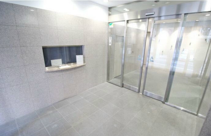 トレステージ目黒の物件外観写真