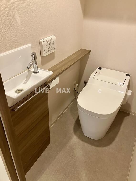 リストレジデンス桜新町の物件内観写真