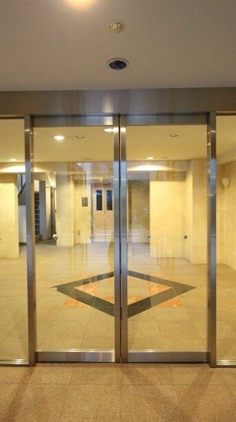 ラグジュアリーアパートメント三田慶大前の物件外観写真