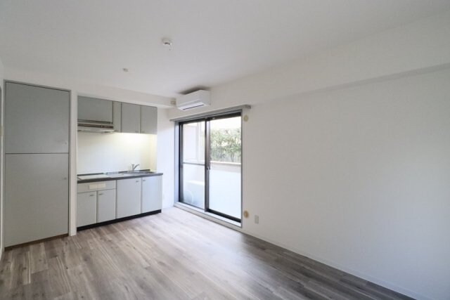 ロイヤルアーバン駒場東大の物件内観写真