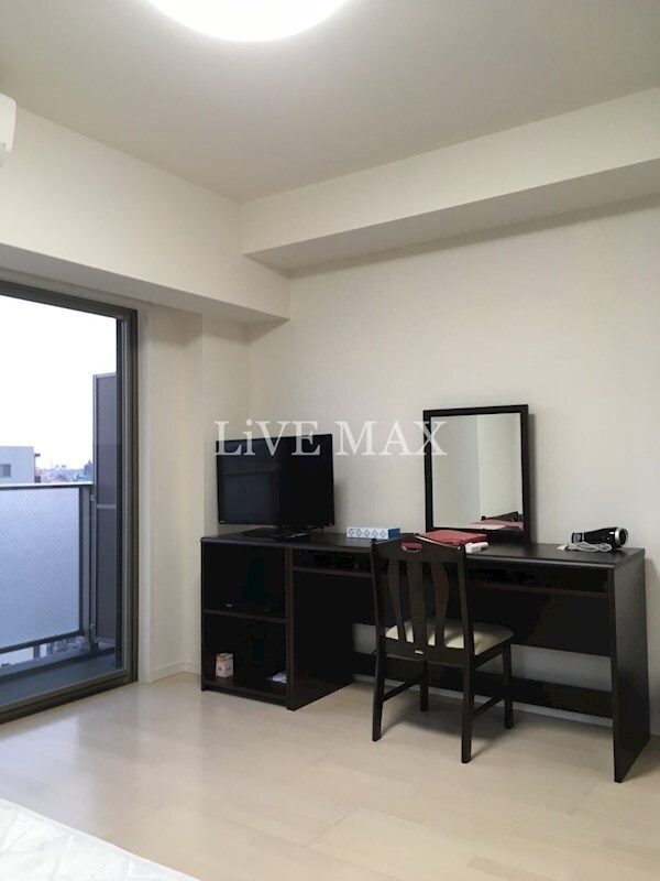 ライジングプレイス金町の物件内観写真