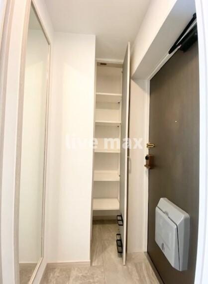 レジディア世田谷若林の物件内観写真