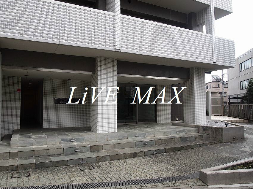 レジディア祐天寺の物件外観写真