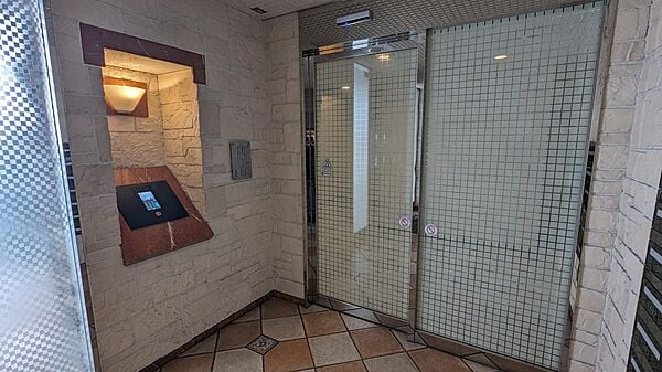 ガラ・シティ駒沢大学の物件外観写真