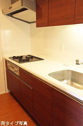 コンフォリア駒場の物件内観写真