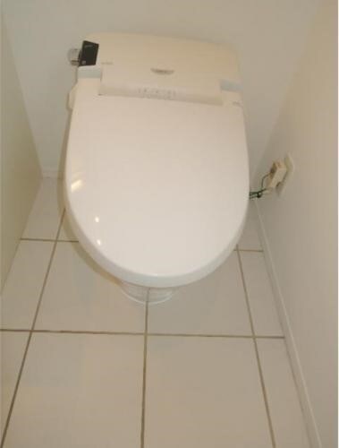 カスタリア初台Ⅱの物件内観写真