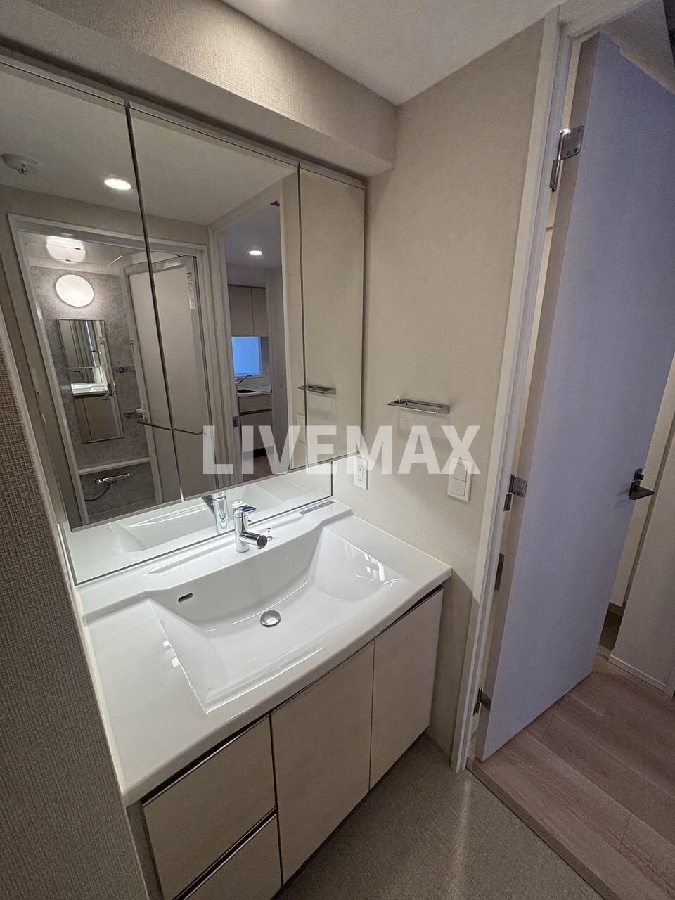 コンフォリア・リヴ大森西の物件内観写真