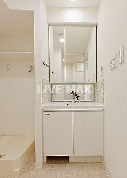 グランドコンシェルジュ六本木の物件内観写真