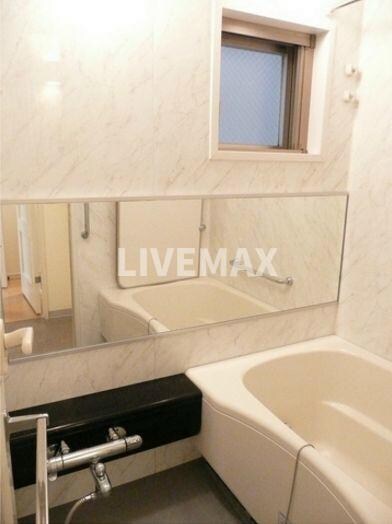 ファミール芝公園グランスイートラ・ヴィルの物件内観写真