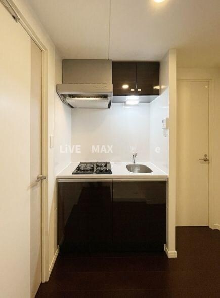 目黒駅 バス15分  自然園下下車：停歩3分 3階の物件内観写真