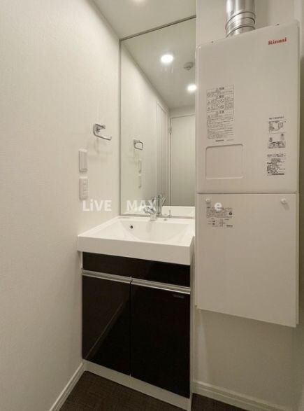 目黒駅 バス15分  自然園下下車：停歩3分 3階の物件内観写真