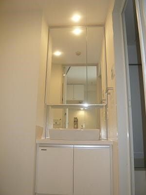 目黒駅 徒歩8分 5階の物件内観写真