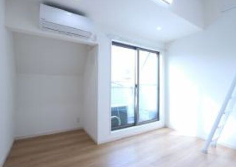 コンフィア目黒本町の物件内観写真