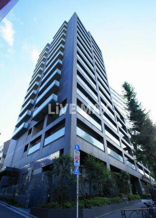 東京都港区西麻布４丁目の物件外観写真