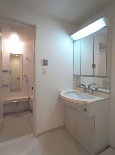 パシフィックコート目黒南の物件内観写真