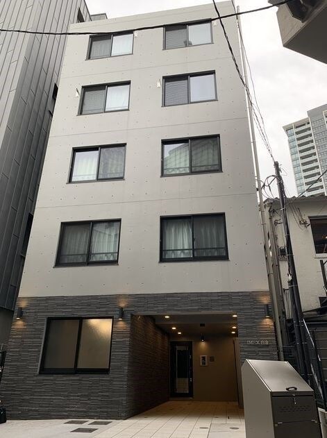 IMEX白金の物件外観写真