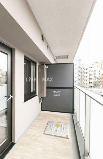 アジュールテラス目黒八雲の物件内観写真