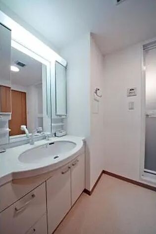 ルミエール中町の物件内観写真