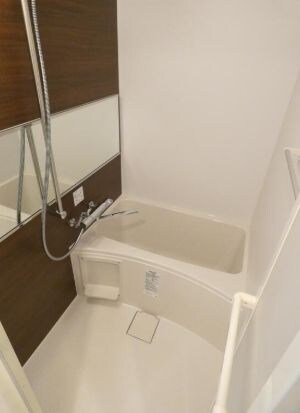 レオンコンフォート池田山の物件内観写真