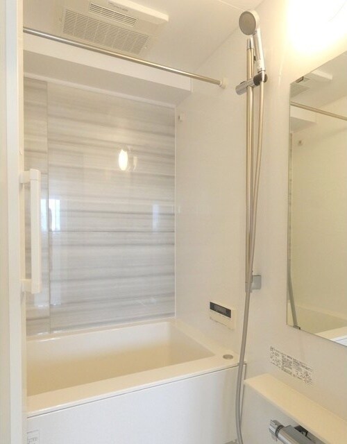 ONE ROOF FLAT TOGOSHIの物件内観写真