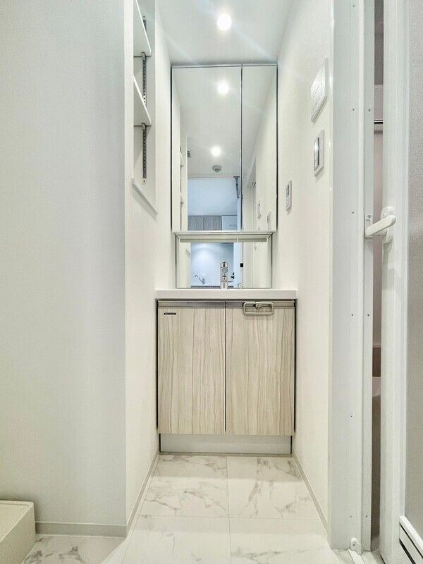 エストゥルース羽田の物件内観写真