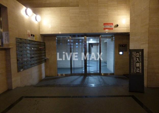 パレステュディオ六本木の物件外観写真