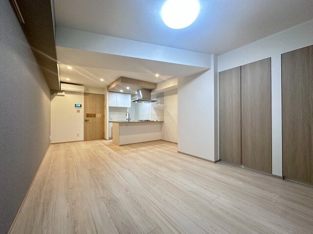 オーパスレジデンス南青山の物件内観写真