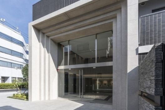 コンフォリア二葉の物件外観写真