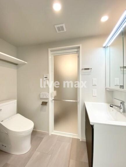 レジディア世田谷若林の物件内観写真