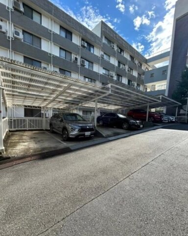 ニュー赤坂コーポラスの物件外観写真