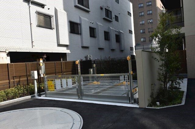 ラテスト白金台の物件外観写真