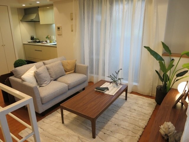 レジデンス三宿の物件内観写真