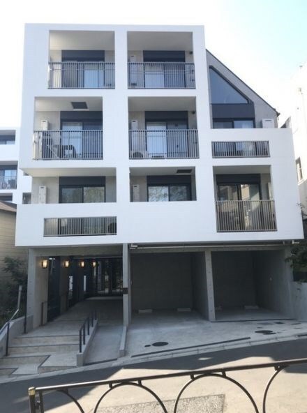 三軒茶屋駅 徒歩9分 3階の物件外観写真