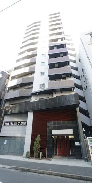 メインステージ九段下の物件外観写真